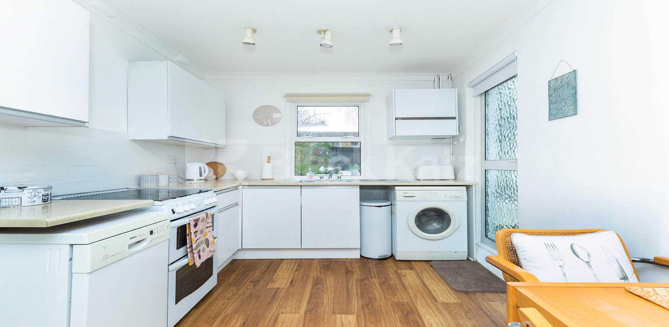 			4 Bedroom, 1 bath, 1 reception House			 Herrick Road, HIGHBURY N5